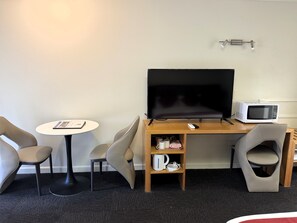 Standardzimmer (Queen Single) | Schallisolierte Zimmer, Bügeleisen/Bügelbrett, kostenloses WLAN