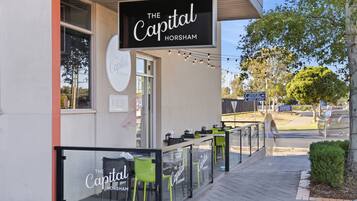 Bagian depan properti