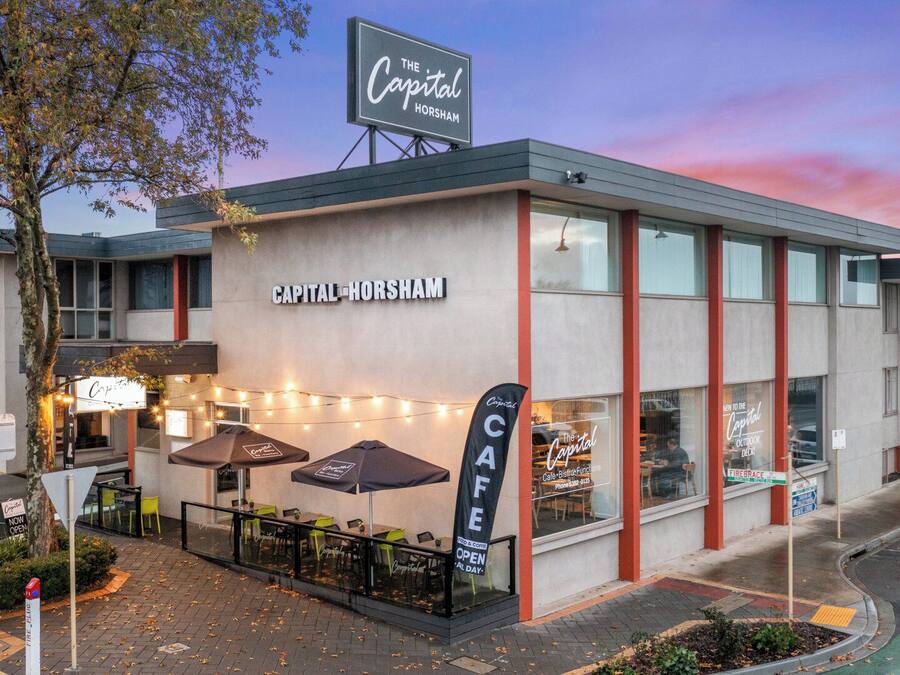 Fachada de la propiedad