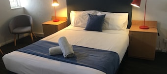 Parkdale Motor Inn