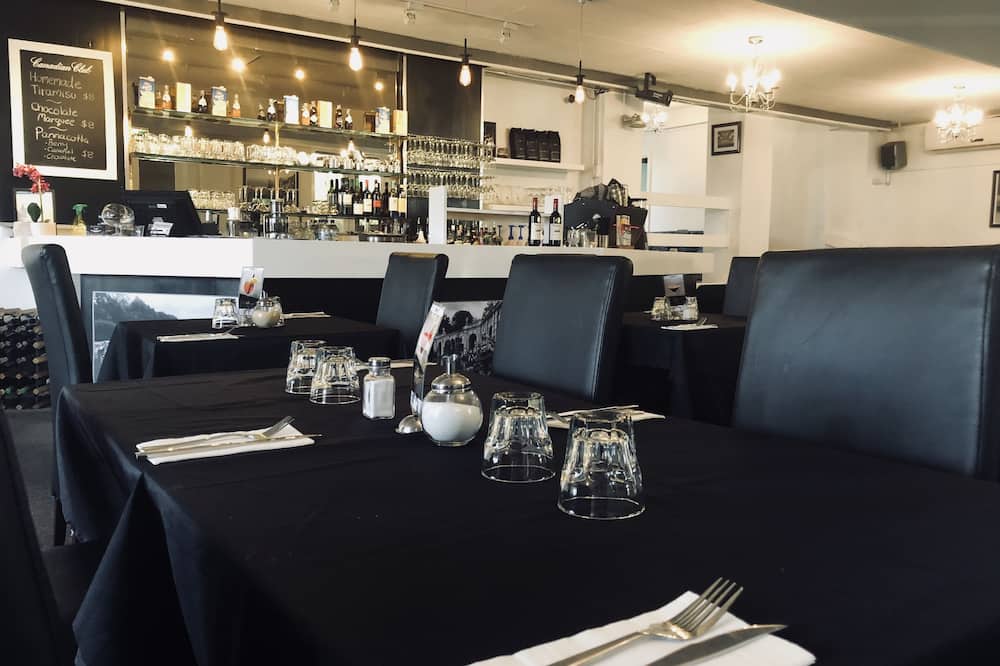 Parkdale Motor Inn