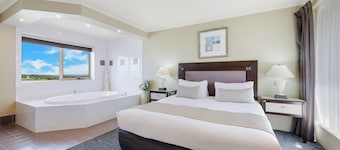 Comfort Inn On Raglan