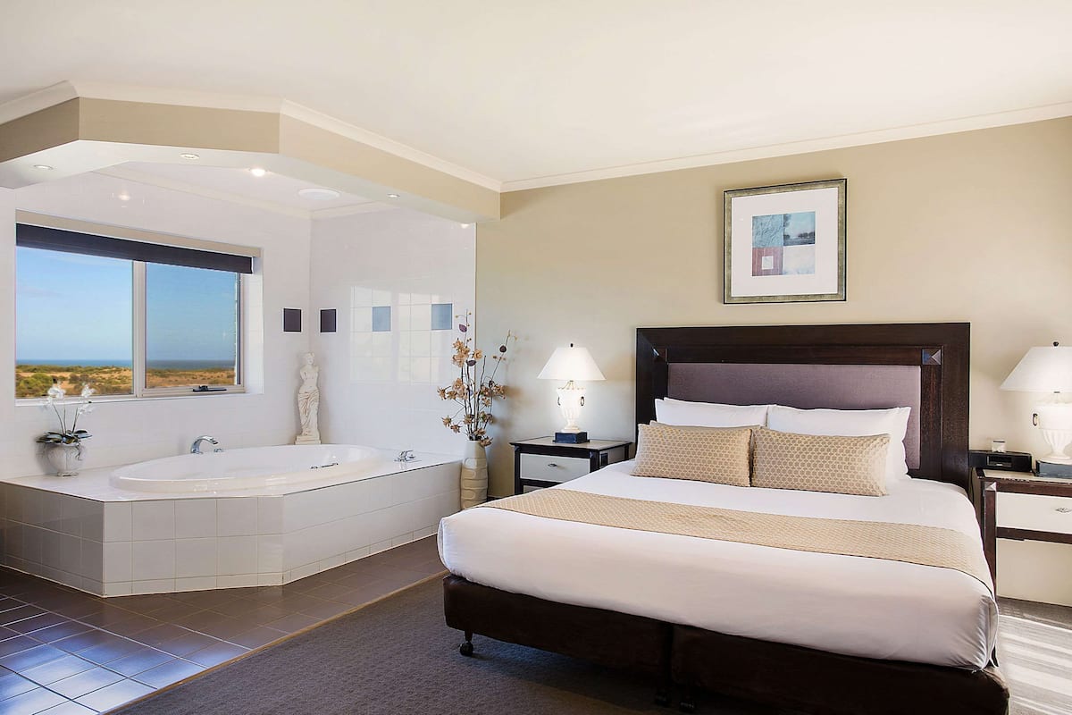 Premium-Suite, Whirlpool