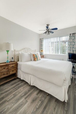 2 bedrooms, down comforters, individually decorated