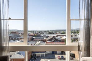 Vue sur la ville depuis l’hébergement 