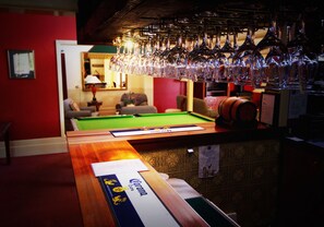 Bar (en la propiedad)