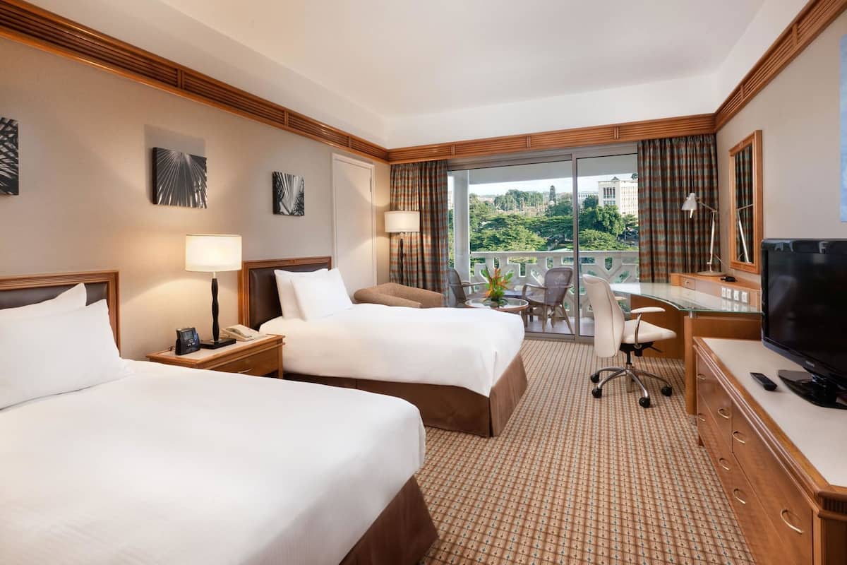 Premium bedding, minibar, in-room safe, laptop workspace