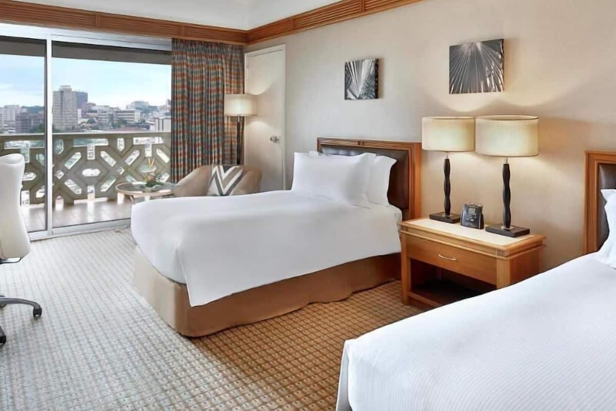 Premium bedding, minibar, in-room safe, laptop workspace