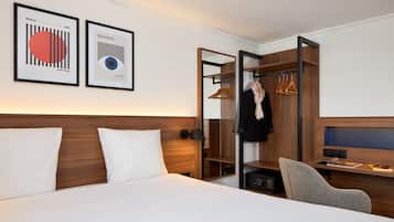 Comfort Double Room | Desk, free WiFi, bed sheets