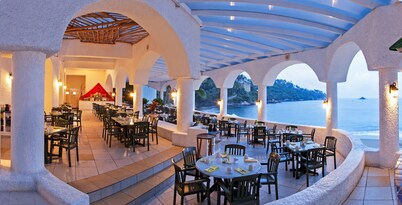 Tesoro Manzanillo All Inclusive