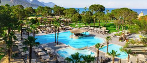 Indoor pool, 2 outdoor pools, pool umbrellas, pool loungers