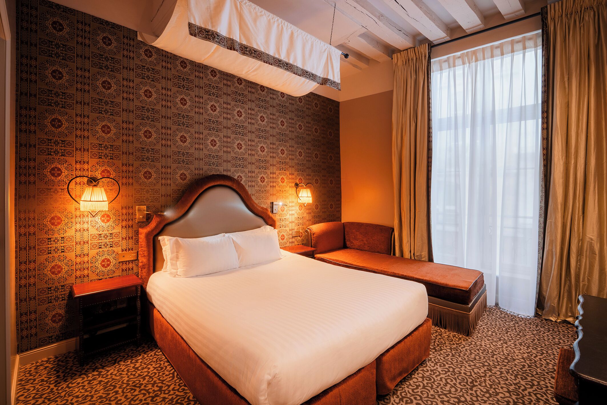 Literie de qualité supérieure, minibar, coffres-forts dans les chambres