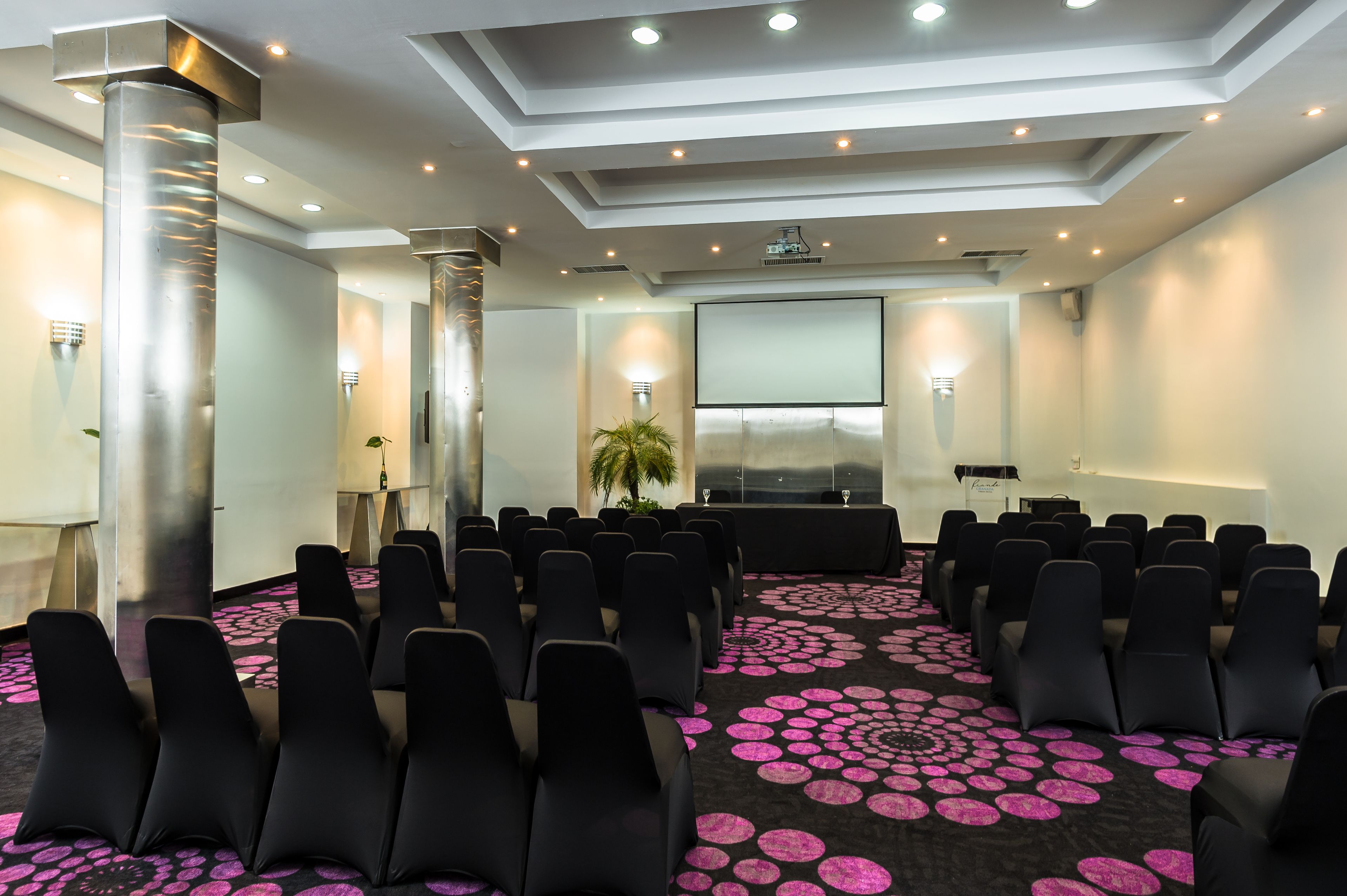 Photo - Riande Urban Hotel