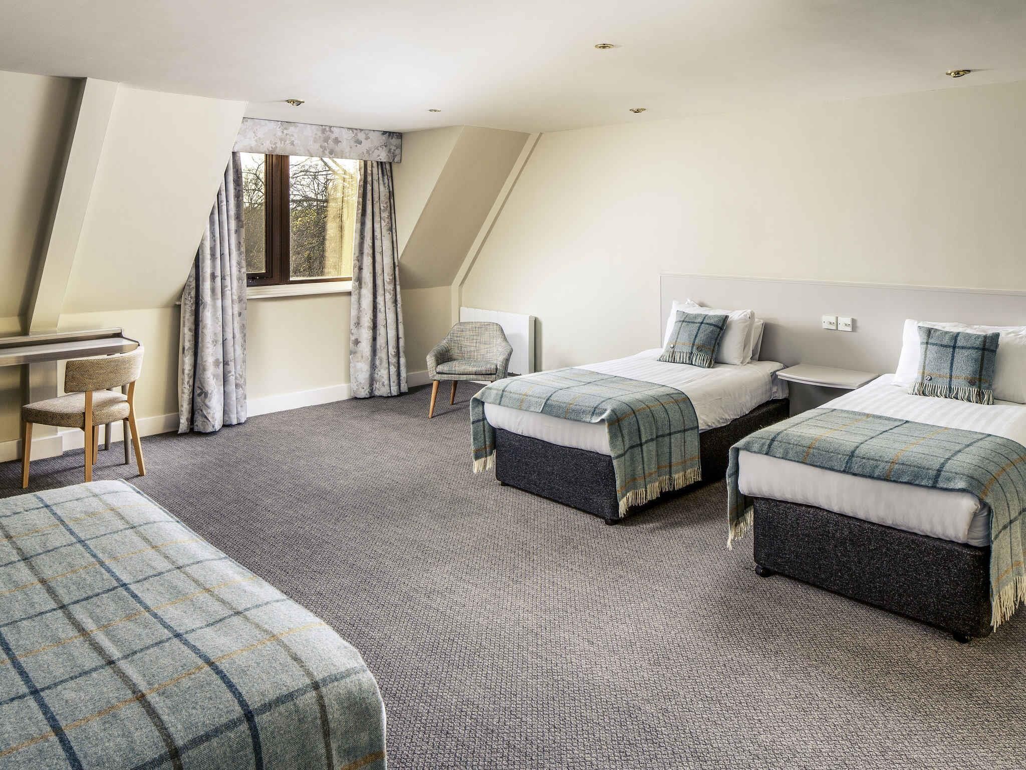 Family Room, Multiple Beds (Classic) | In-room safe, desk, iron/ironing board, free WiFi