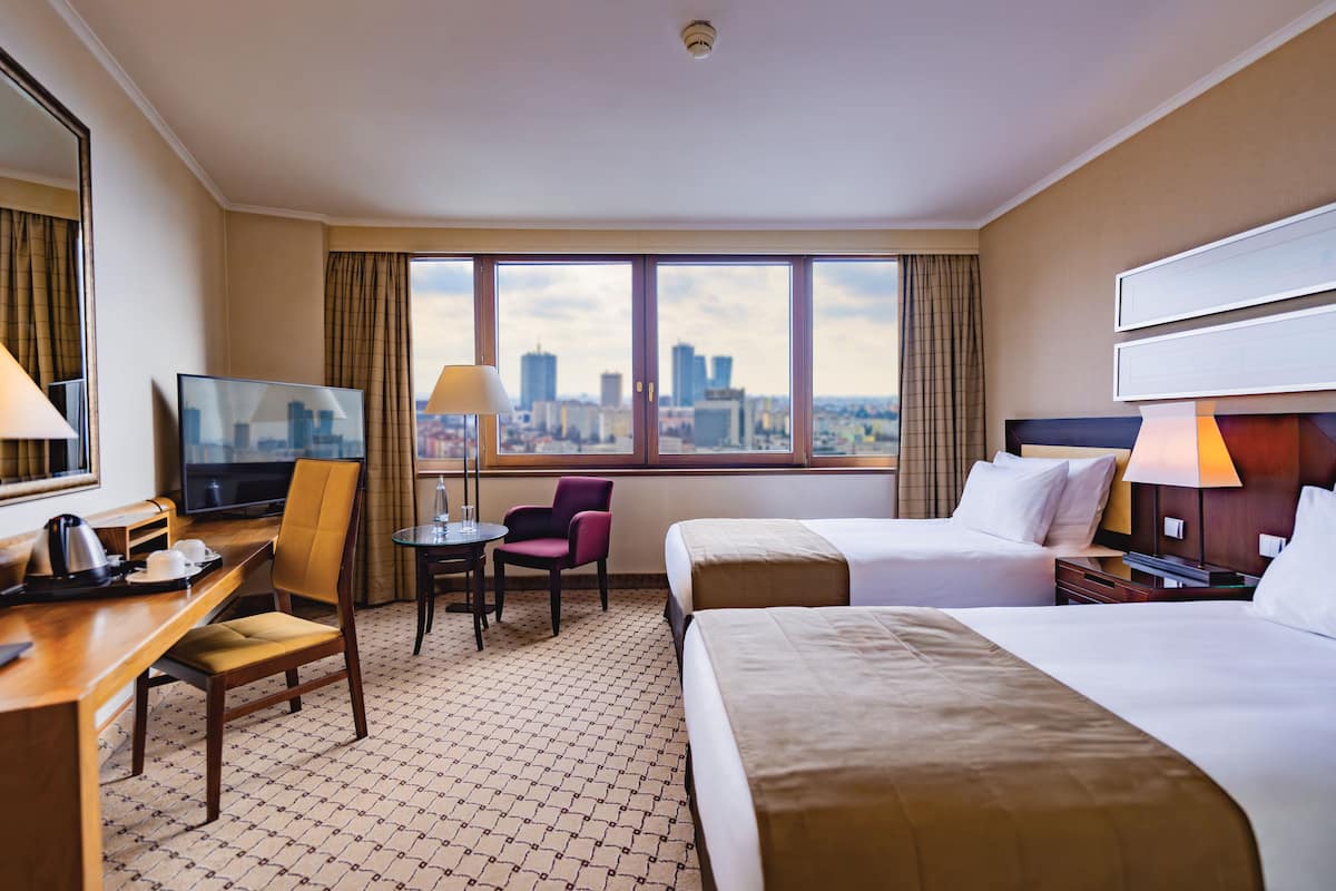 Deluxe Room, City View