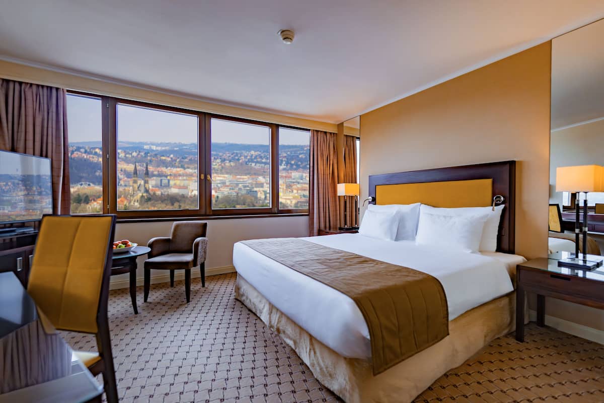 Superior Room, City View