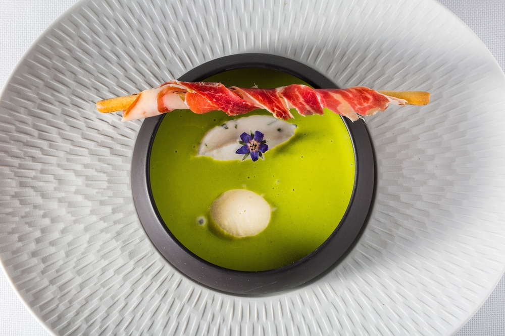 Château Belmont Tours by The Crest Collection by null