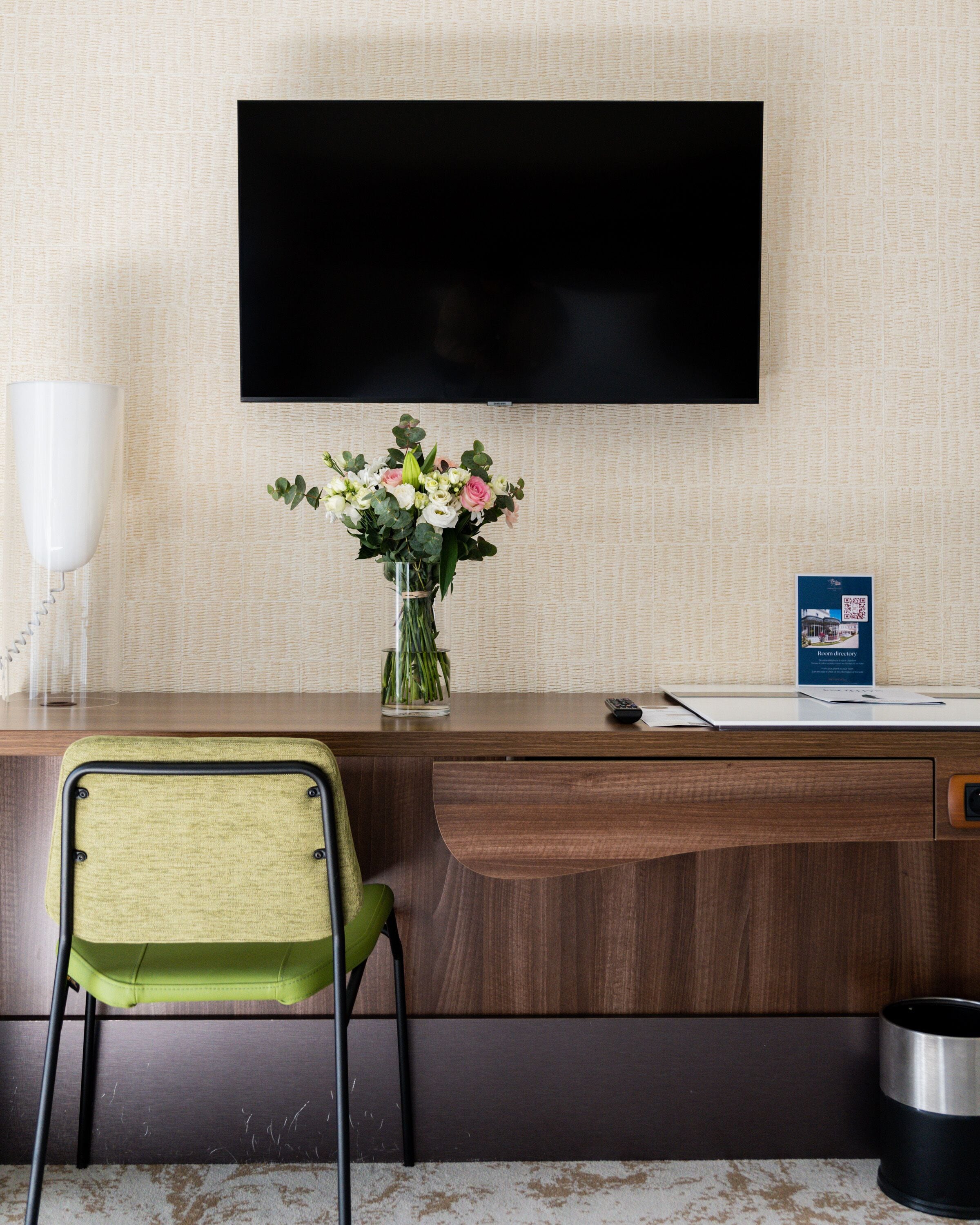 suite familiale - annexe contemporaine | 1 bedroom, premium bedding, pillow-top beds, minibar