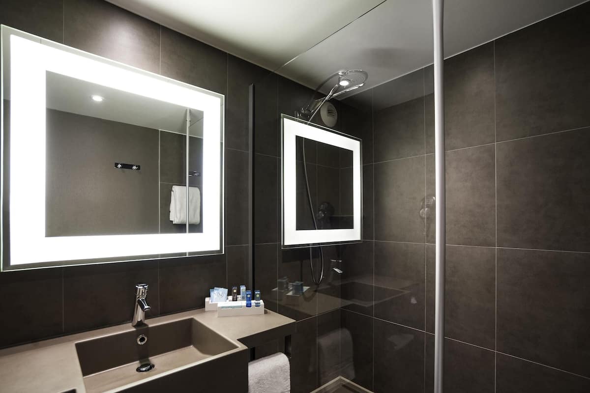 Free toiletries, hair dryer, towels