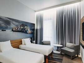 高级房, 2 张单人床 | 1 多间卧室、高档床上用品、客房内保险箱、办公桌