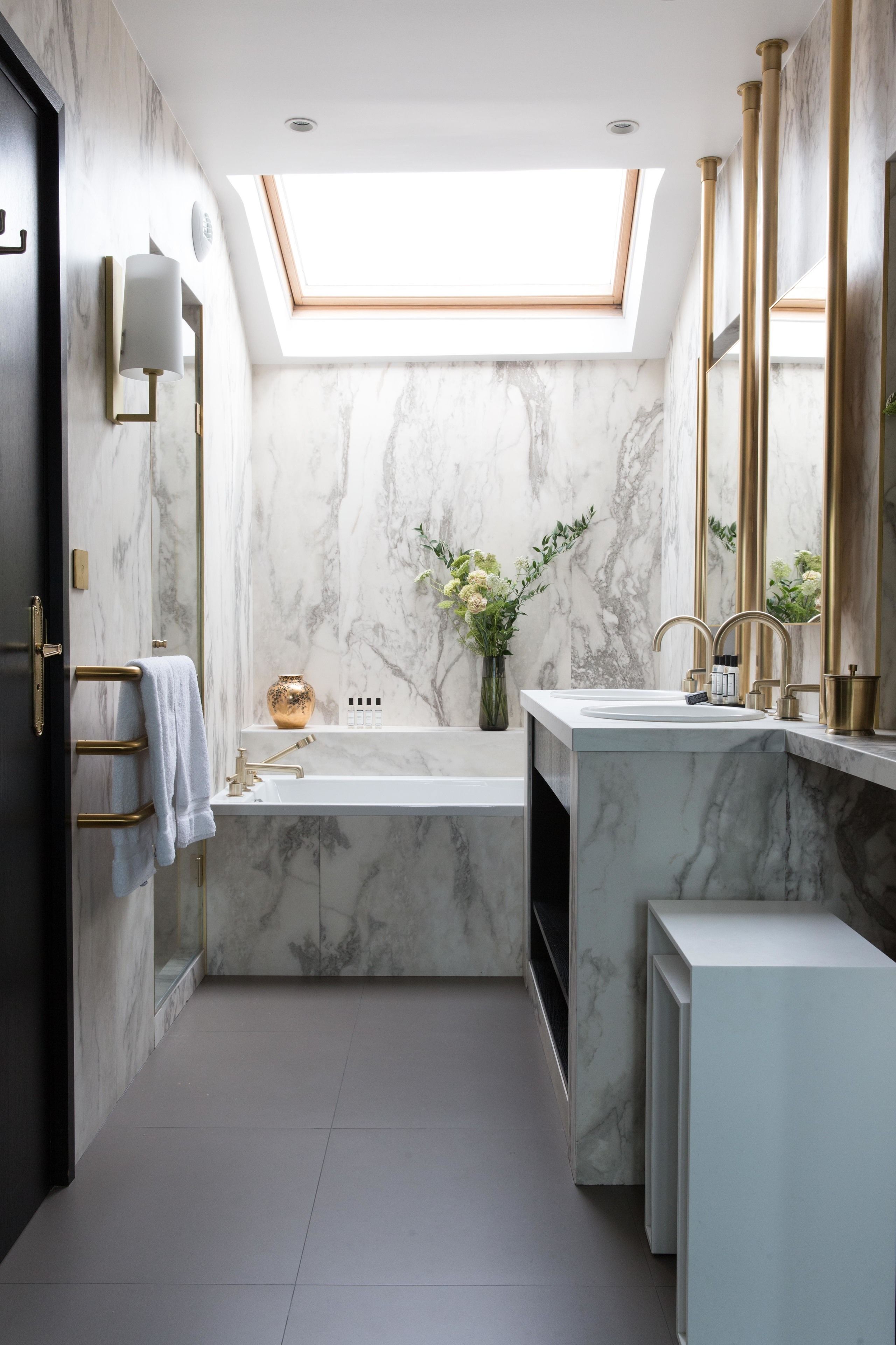 suite, terrace | bathroom | combined shower/bathtub, hair dryer, bathrobes, slippers