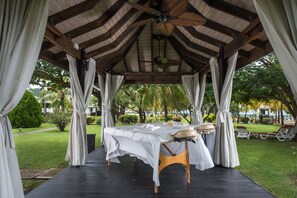 Facials, 4 treatment rooms - Coyaba Beach Resort (St. George's)