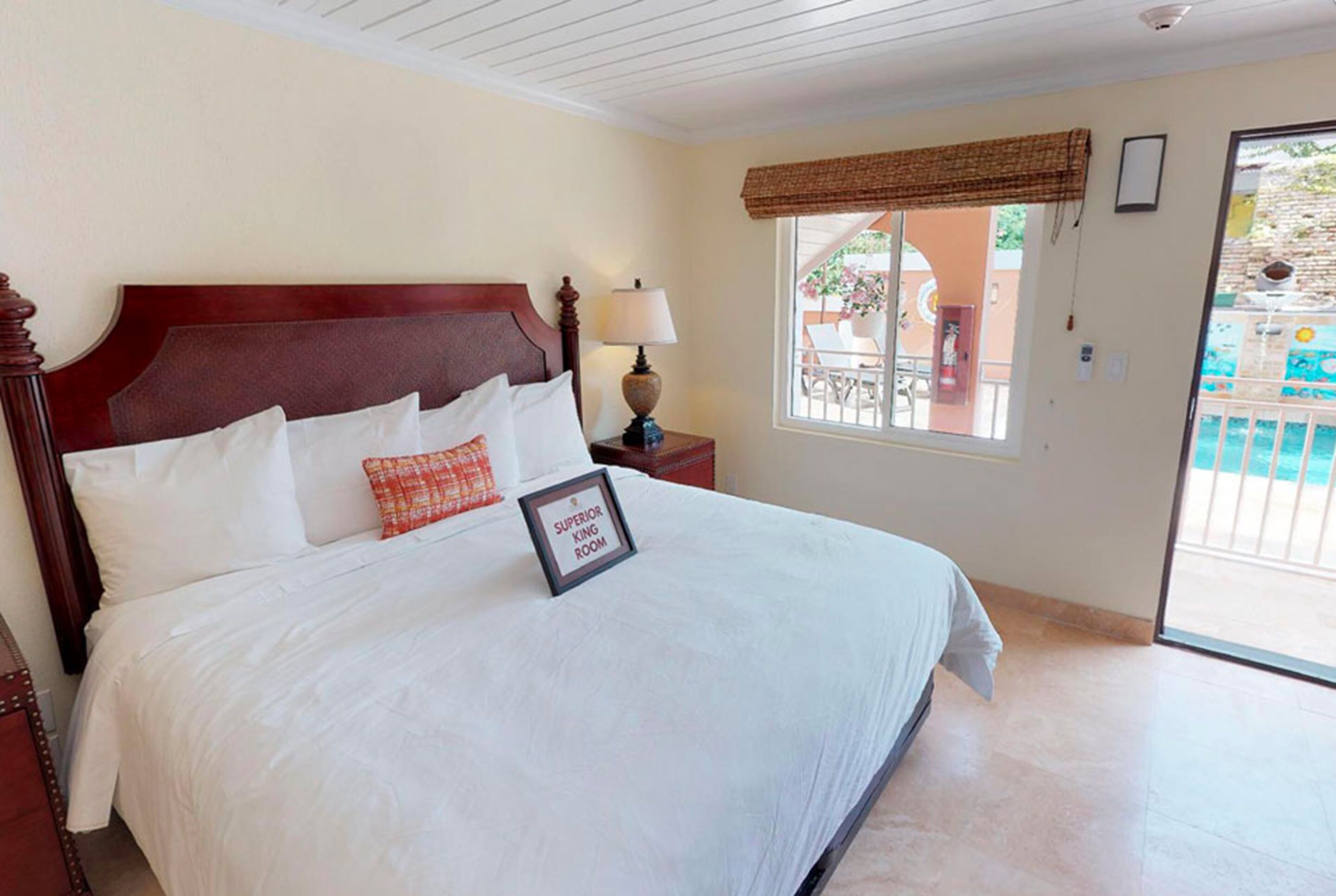 superior room, 1 king bed | in-room safe, individually decorated, desk, iron/ironing board