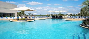 Yacht & Golf Club Paraguayo, a Tribute Portfolio Resort