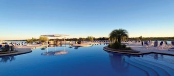 Yacht & Golf Club Paraguayo, a Tribute Portfolio Resort
