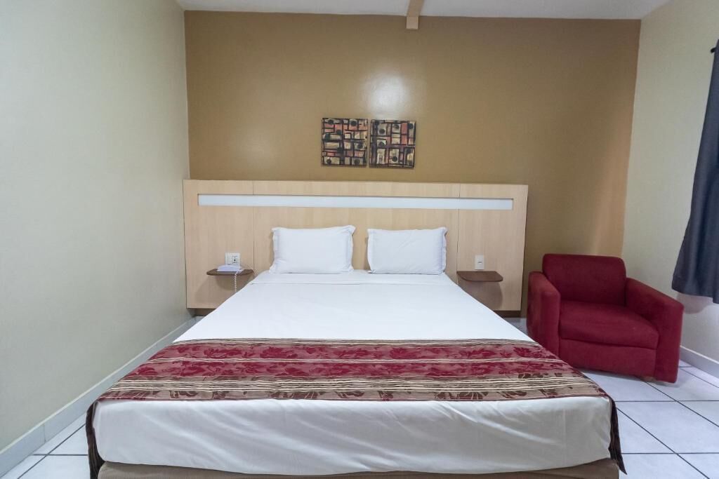 Superior Double Room | Minibar, desk, blackout drapes, soundproofing