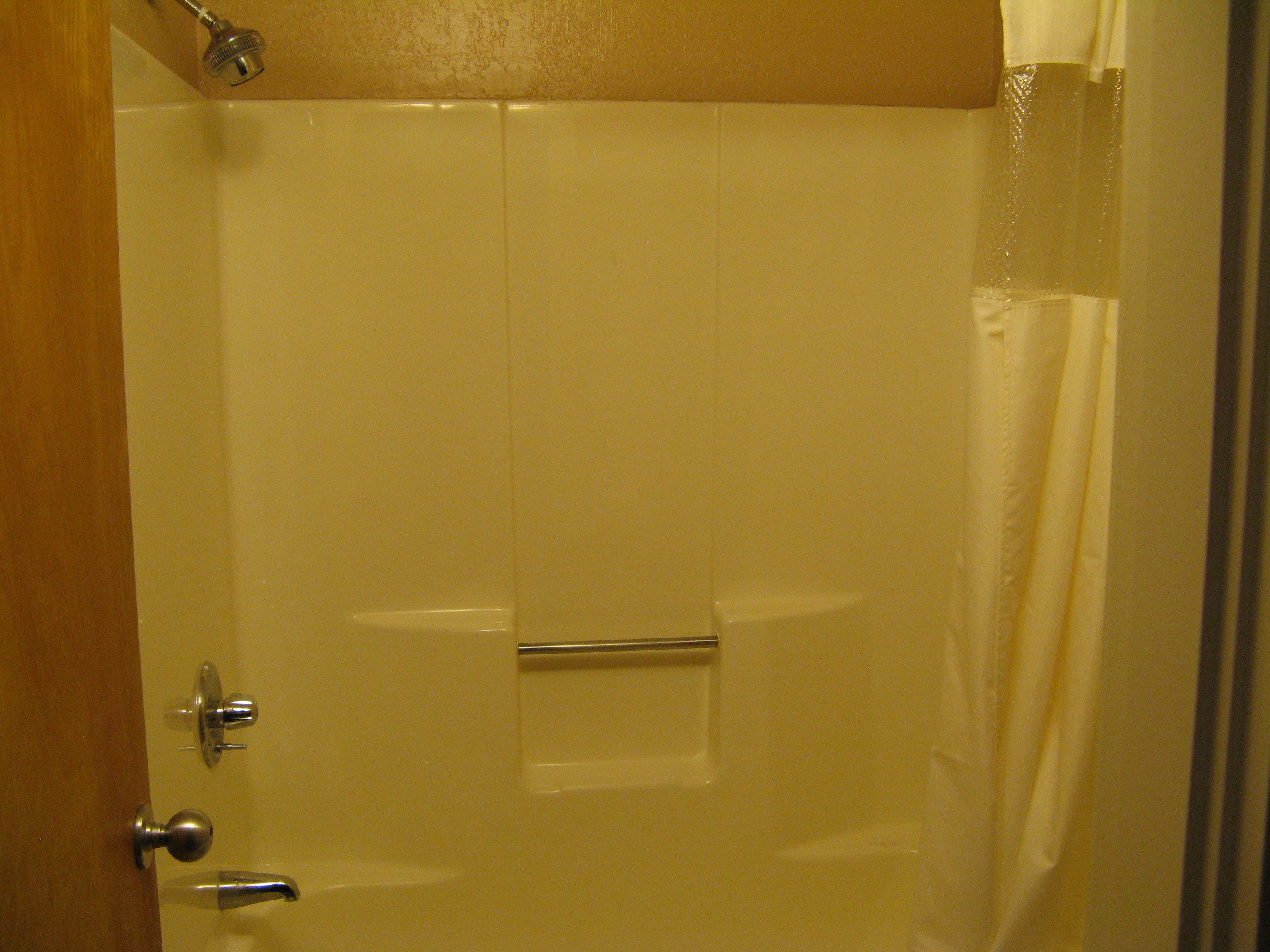Ducha del cuarto de baño