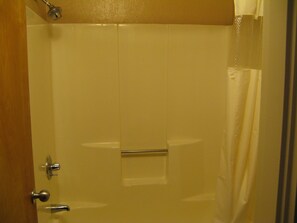 Dusche im Bad