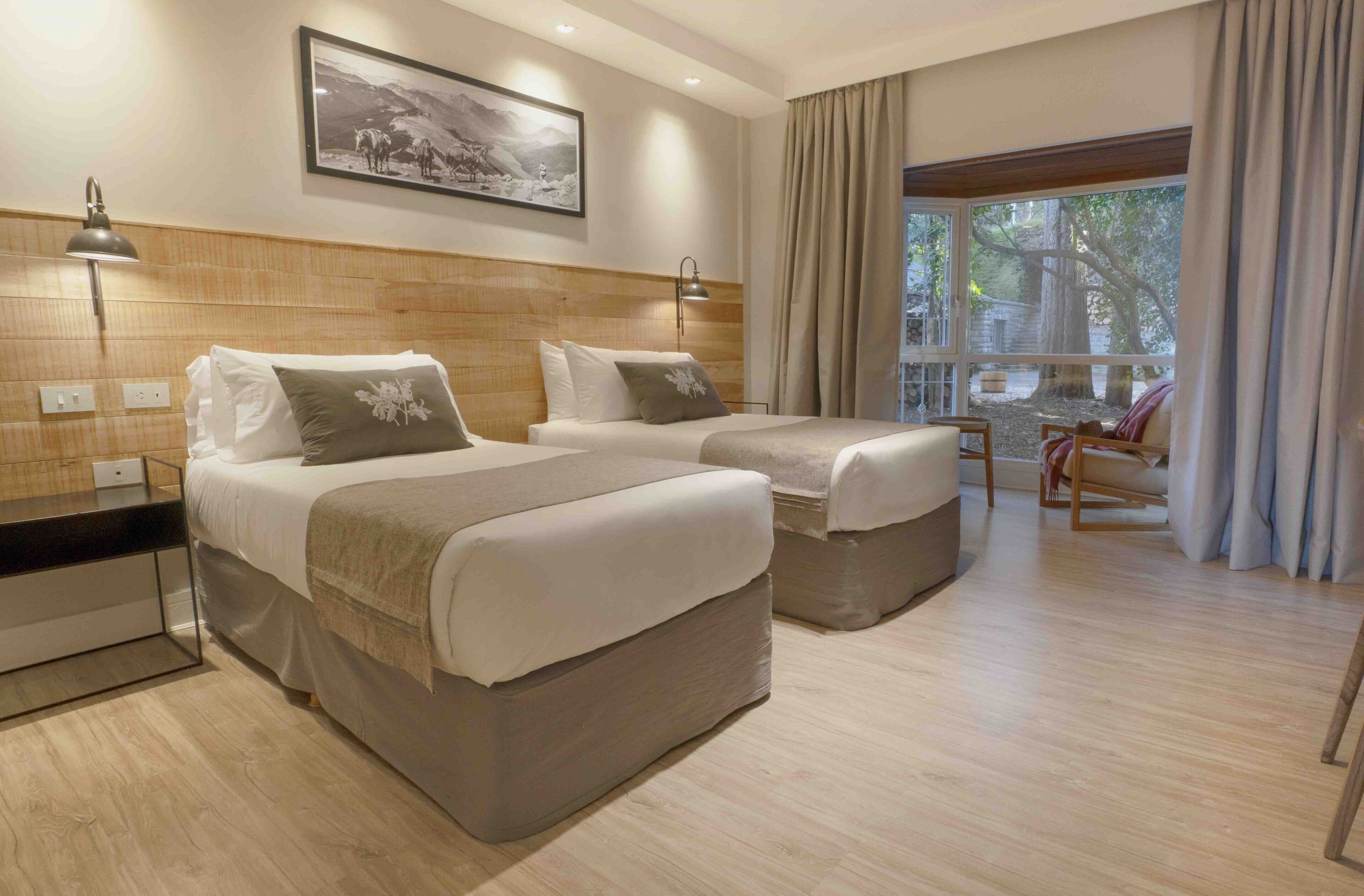 Ropa de cama de alta calidad, cubrecamas y colchones con pillow-top 