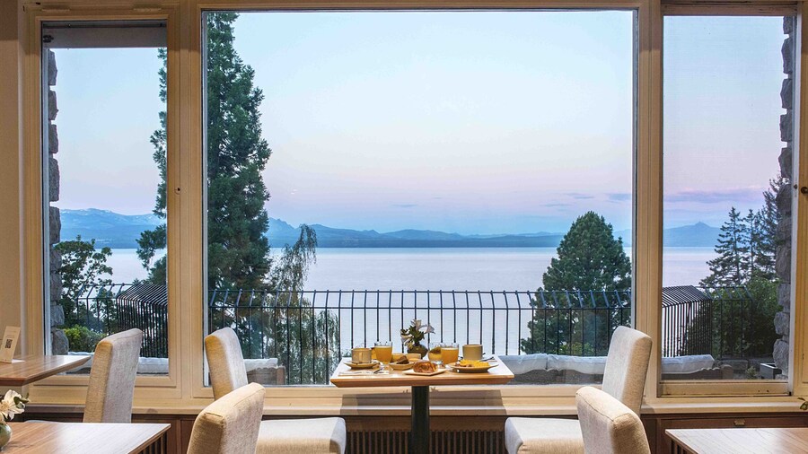 La Cascada Casa Patagónica by DON