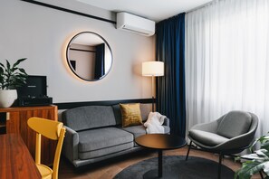 Double Room (Large) | Living area | 43-inch flat-screen TV with satellite channels, TV