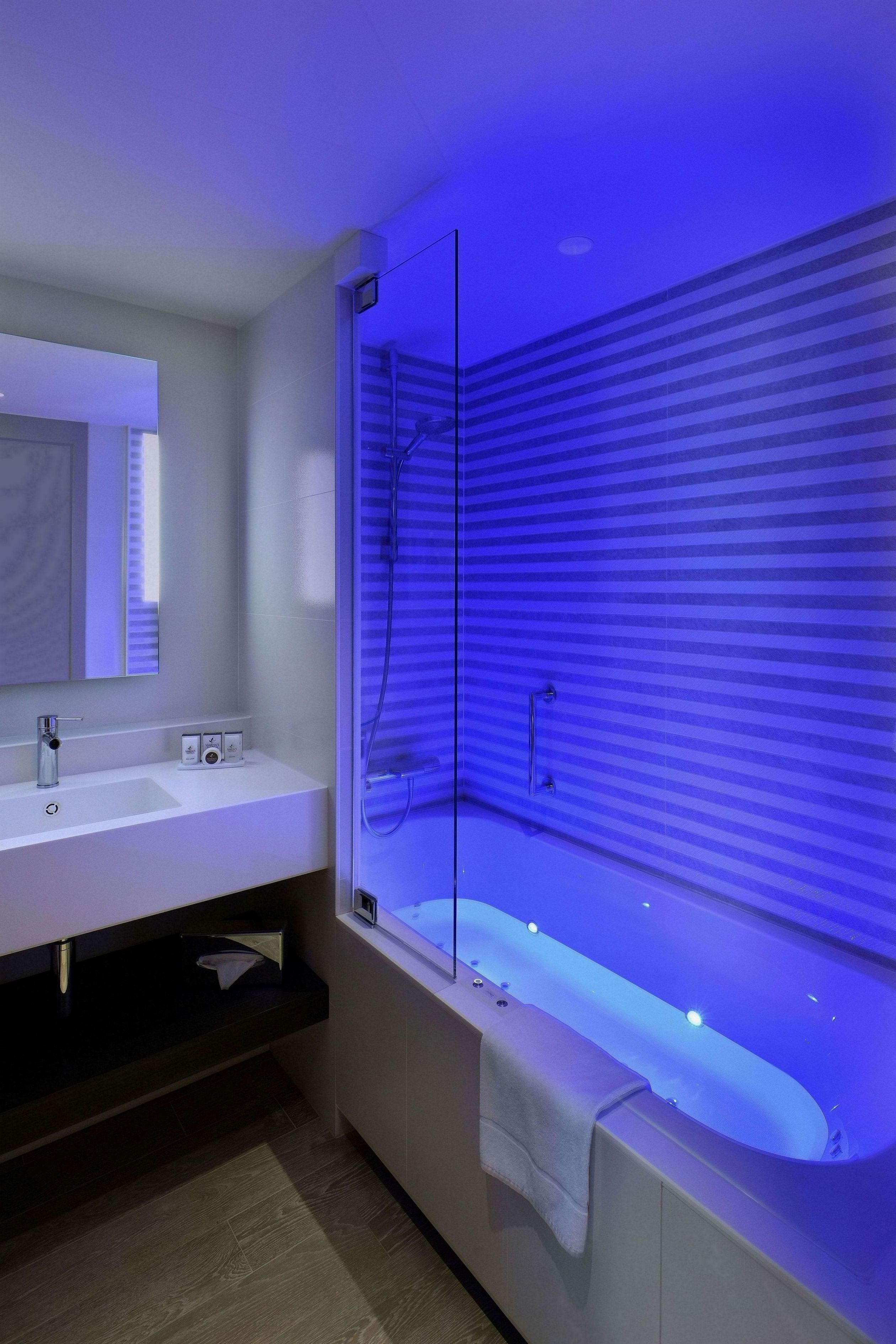 1 bedroom, minibar, in-room safe, desk