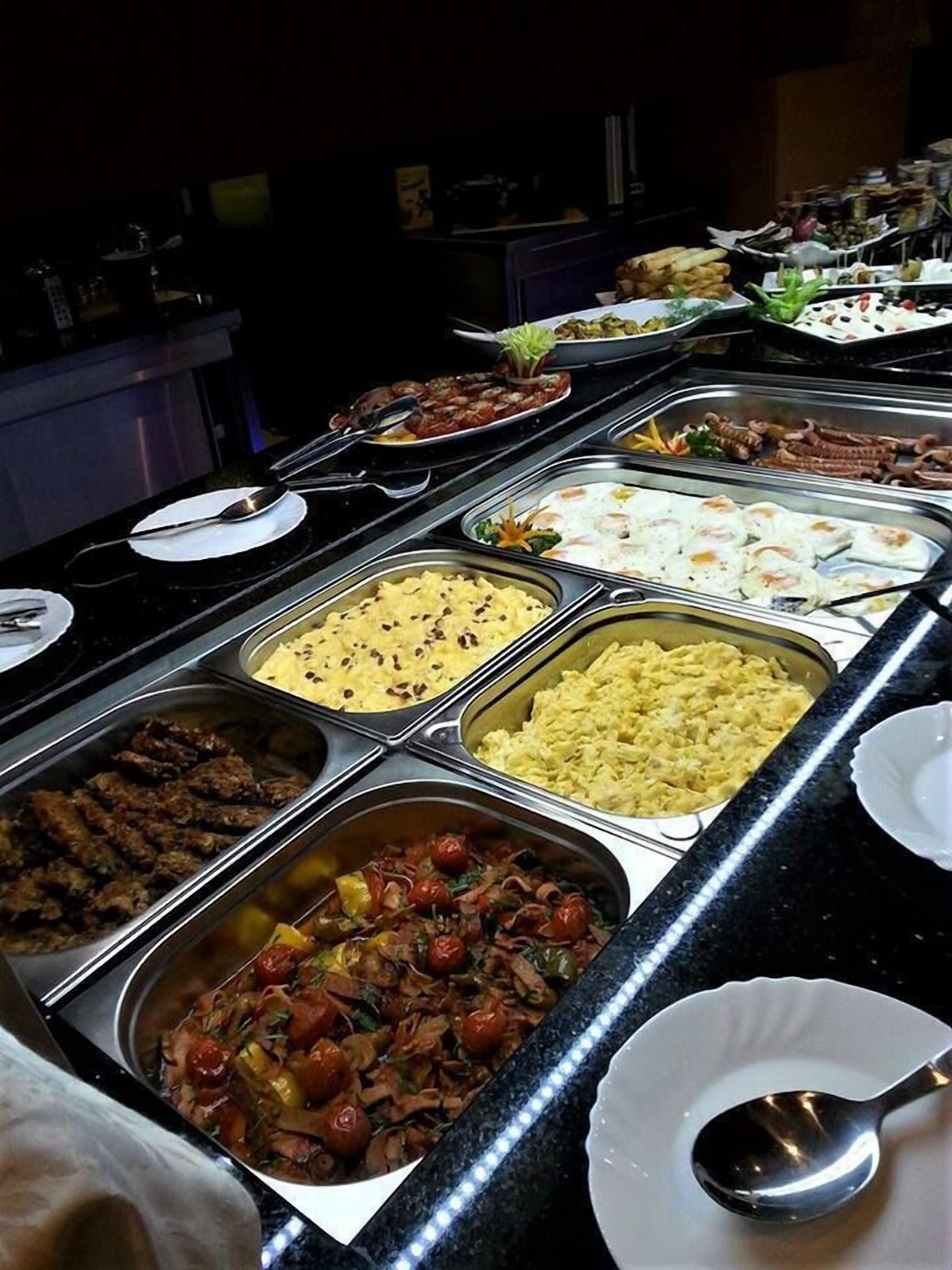 daily buffet breakfast (eur 7.5 per person)