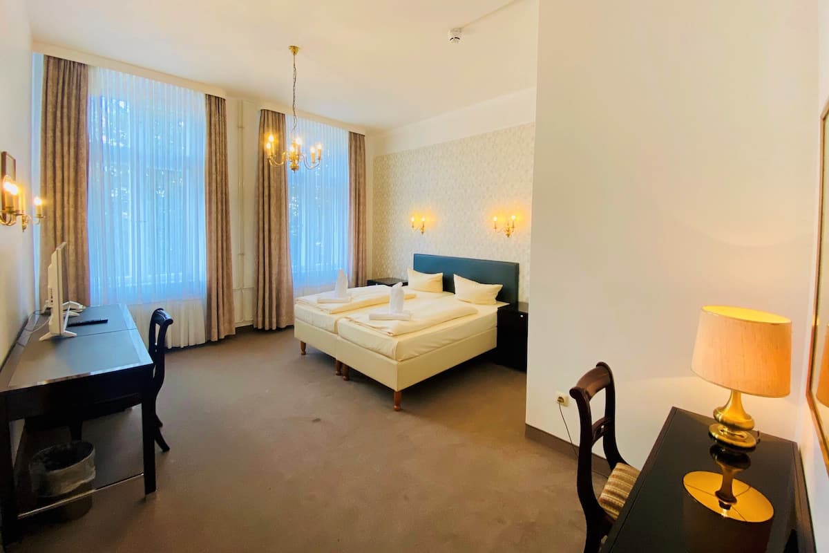Family Room | Free WiFi, bed sheets