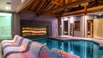 Espace de soins pour les couples, sauna, bain à remous, hammam, hammam
