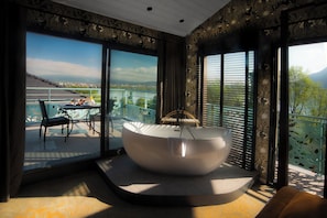 House | Bathroom