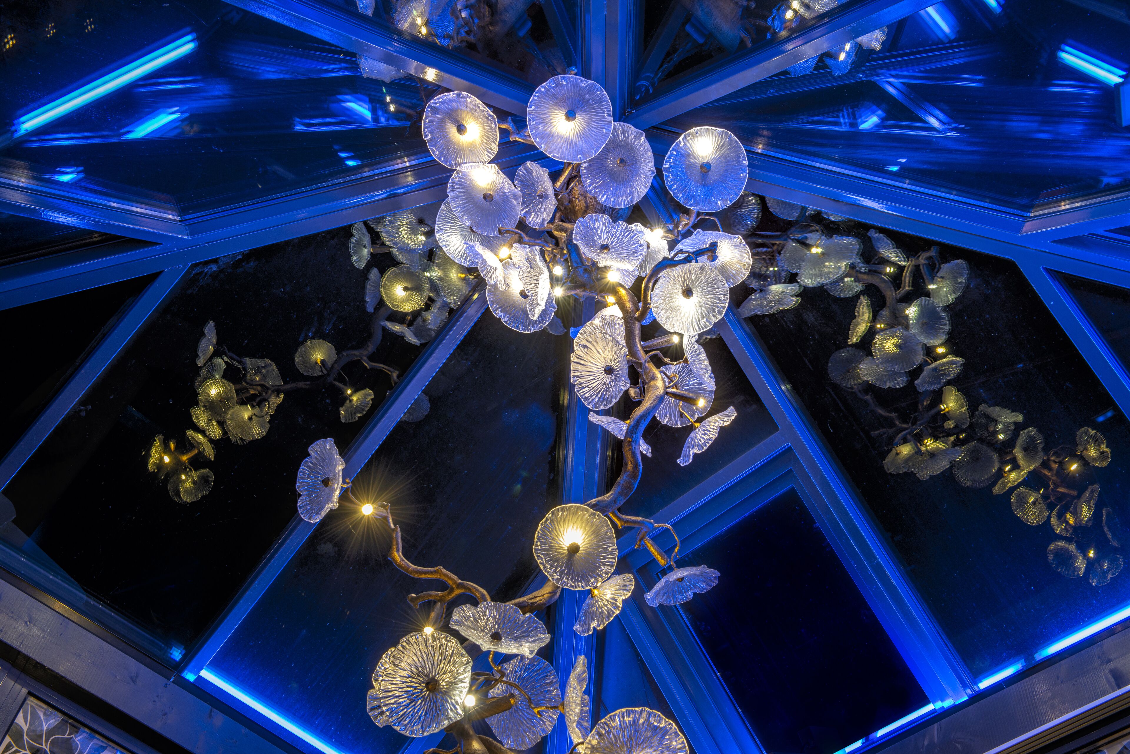 couples treatment room(s), sauna, hot tub, steam room