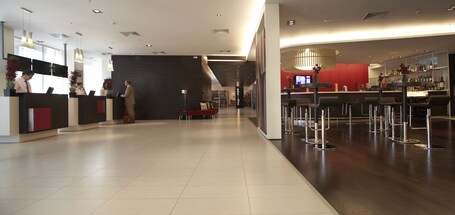 Novotel Athenes - Image 9