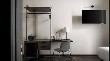 Chambre Simple Supérieure | Literie hypoallergénique, minibar, bureau, rideaux occultants