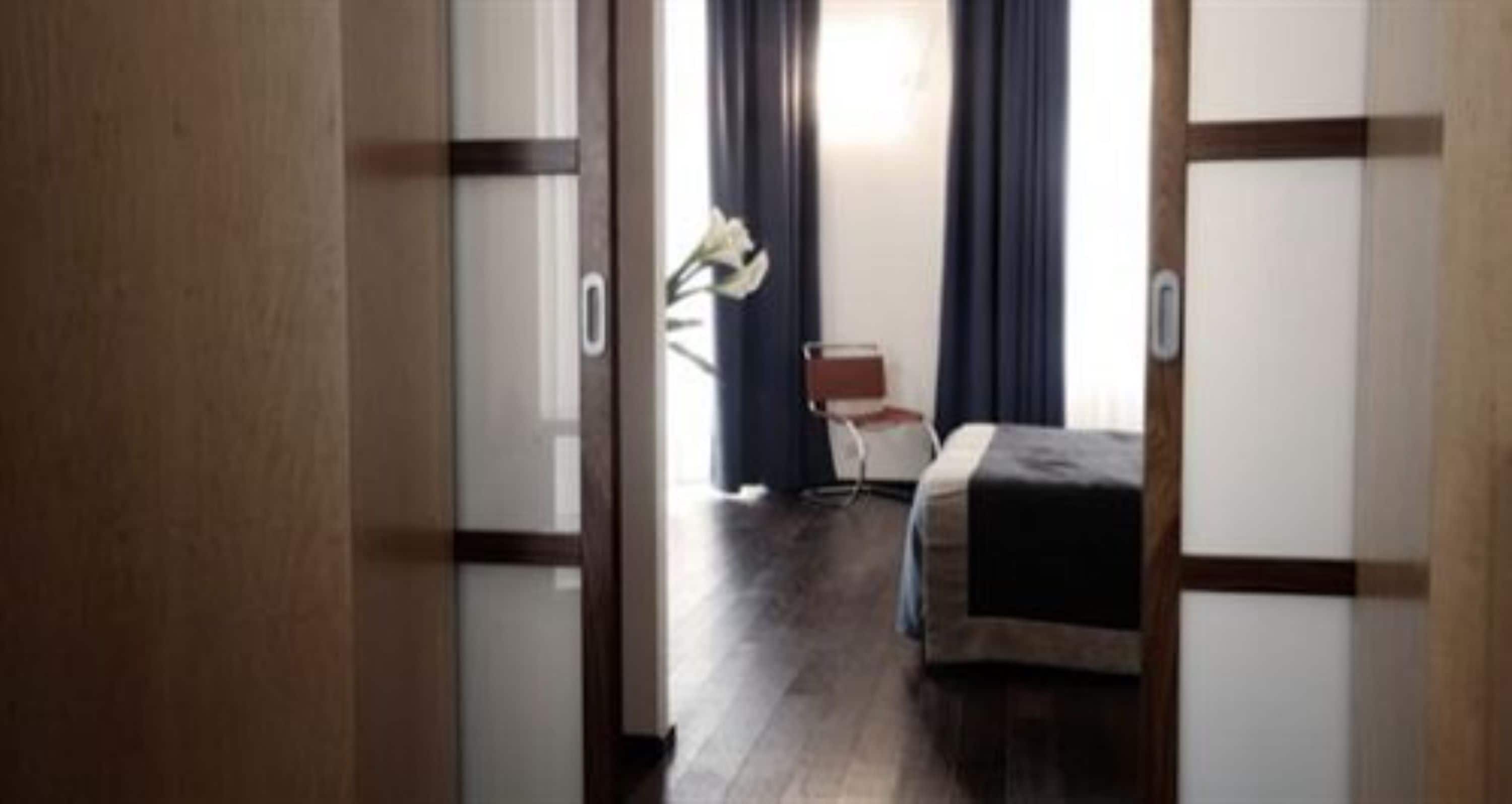 double room | 1 bedroom, hypo-allergenic bedding, minibar, in-room safe