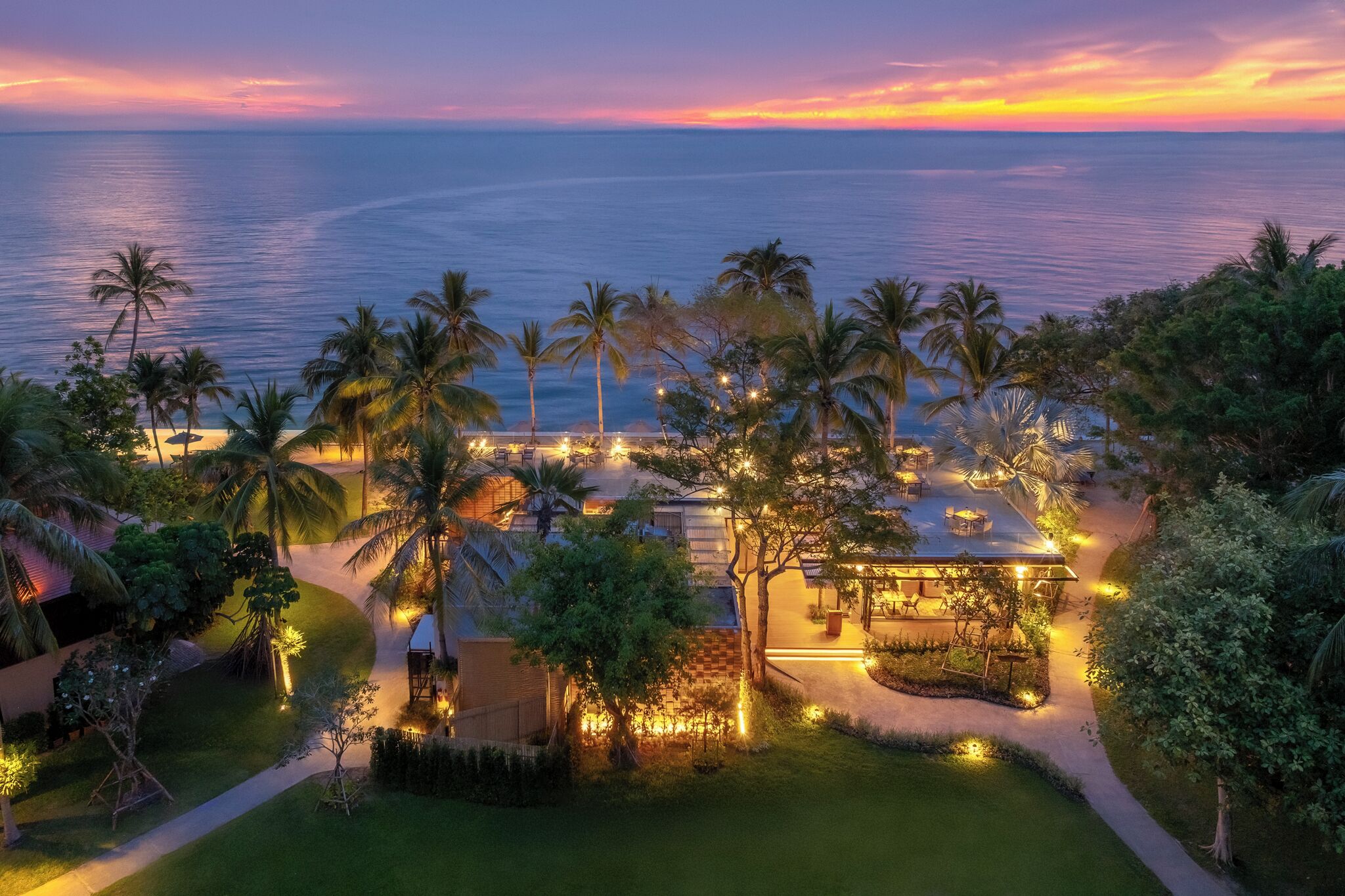 المنشأة من الخارج