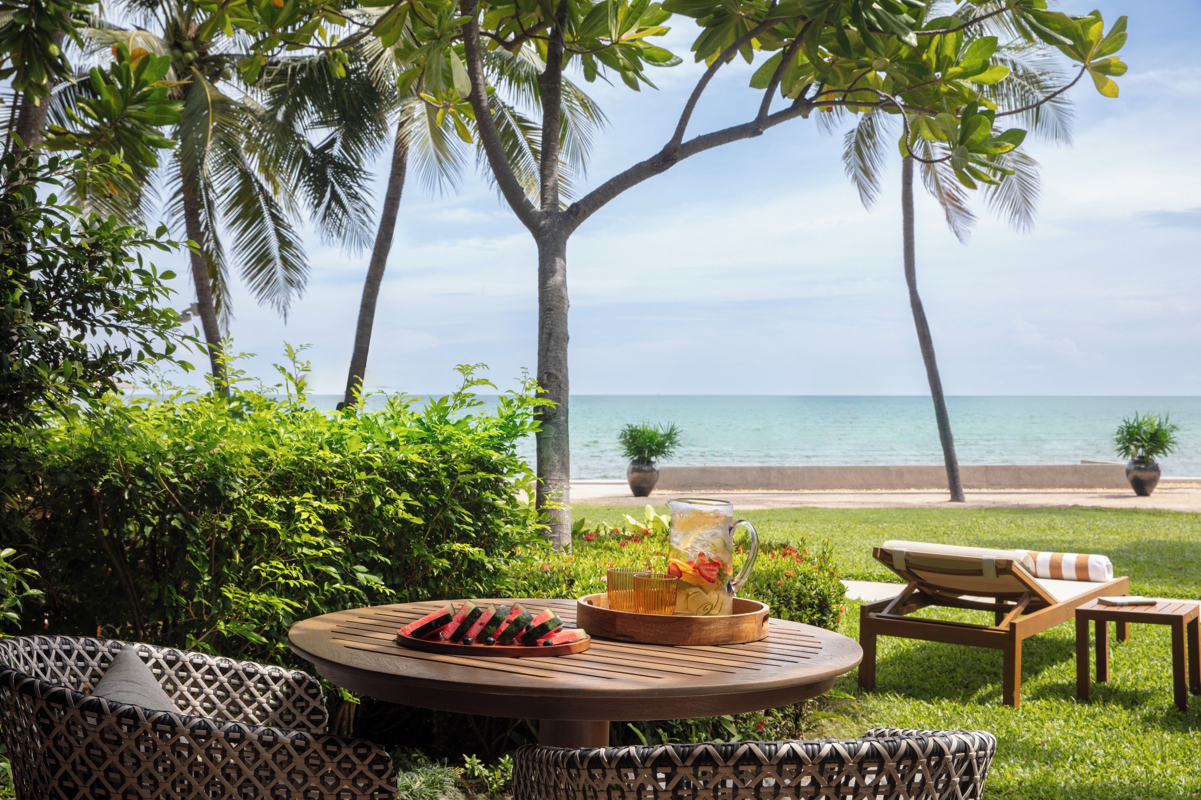 Deluxe Sea View Terrace | Premium bedding, in-room safe, desk, soundproofing