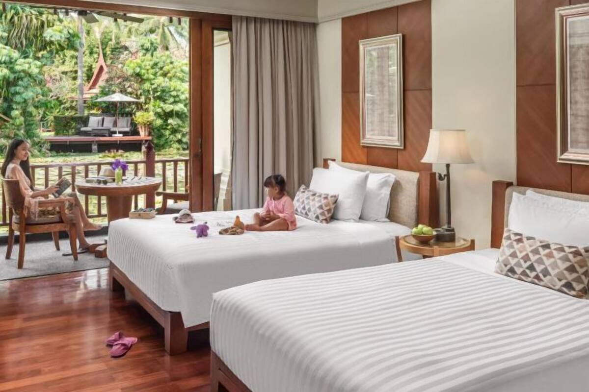 Luxe beddengoed, een minibar met enkele gratis items