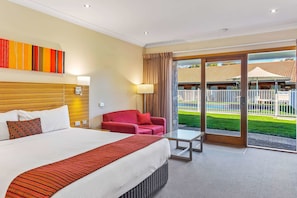 Minibar, desk, laptop workspace, soundproofing