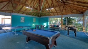 Spielezimmer