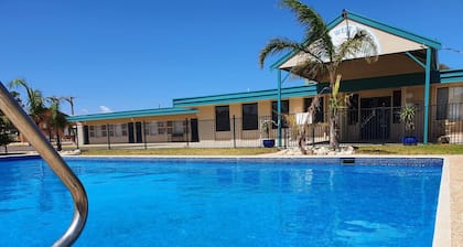 Ceduna East West Motel